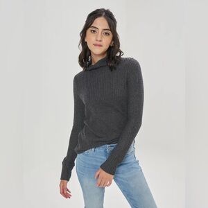 3 for $15 FOREVER 21 Ribbed Turtleneck Sweater Top with Zip Detail Neck in Gray